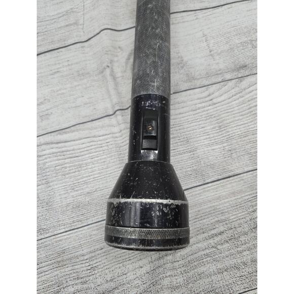 RARE Vintage 20-Inch KEL-LITE Police Baton Flashlight - FOR PARTS - Picture 5 of 14